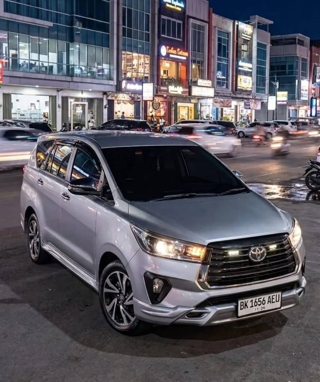 Toyota Innova Reborn